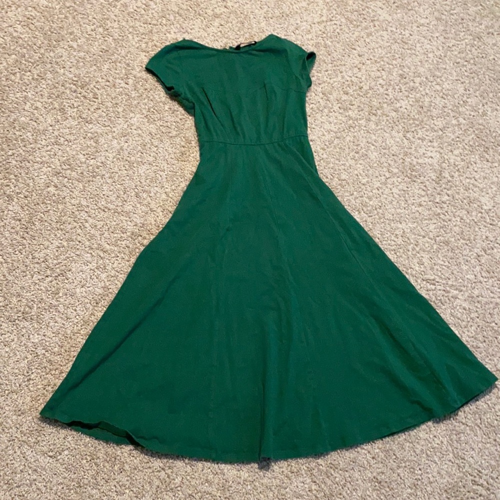 Green dress Eshakti